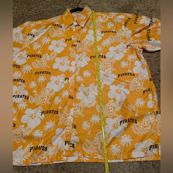 Pittsburgh Pirates Authentic Hawaiian Short Sleeve Shirt Size XL Like New - Picture 9 of 10